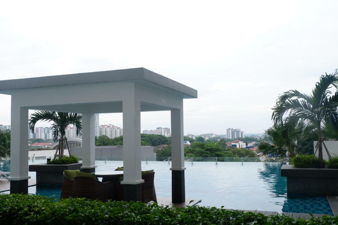 The Pinnacle Tower Johor Bahru Luaran gambar